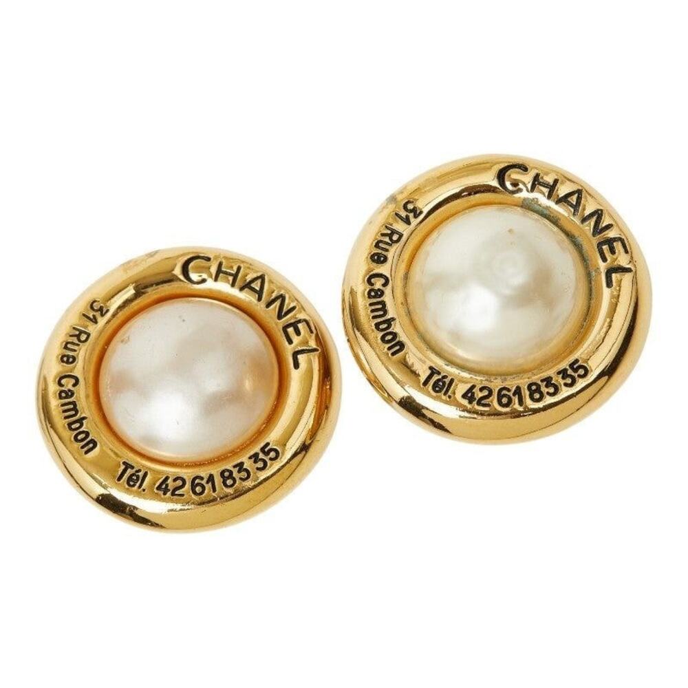 Chanel 31 Rue Cambon Le Cambon Vintage Round Earrings with 25 Engraving
